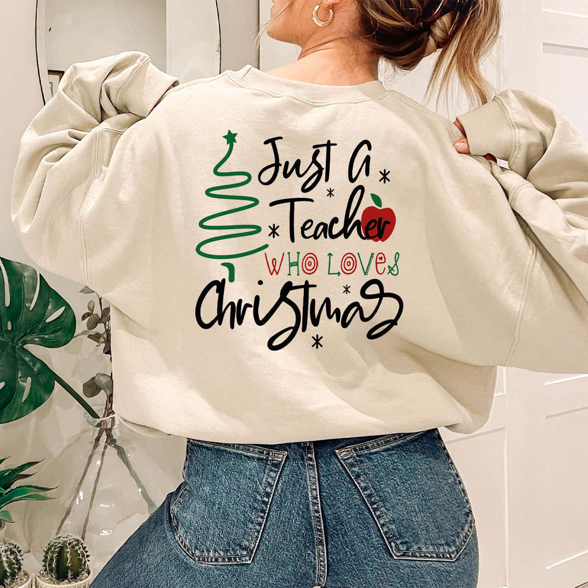 2023 Christmas Love Shirt, Just A Teach Who Loves Christmas Tee, Xmas 2023 Design T-Shirt